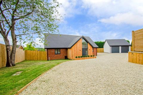 3 bedroom bungalow for sale - Evesham, Worcestershire
