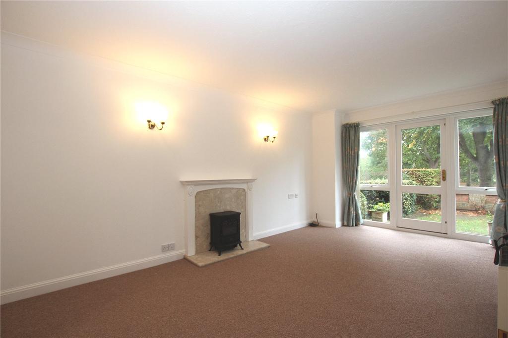 Thorpe Hall Avenue, Thorpe Bay... 2 bed apartment £265,000