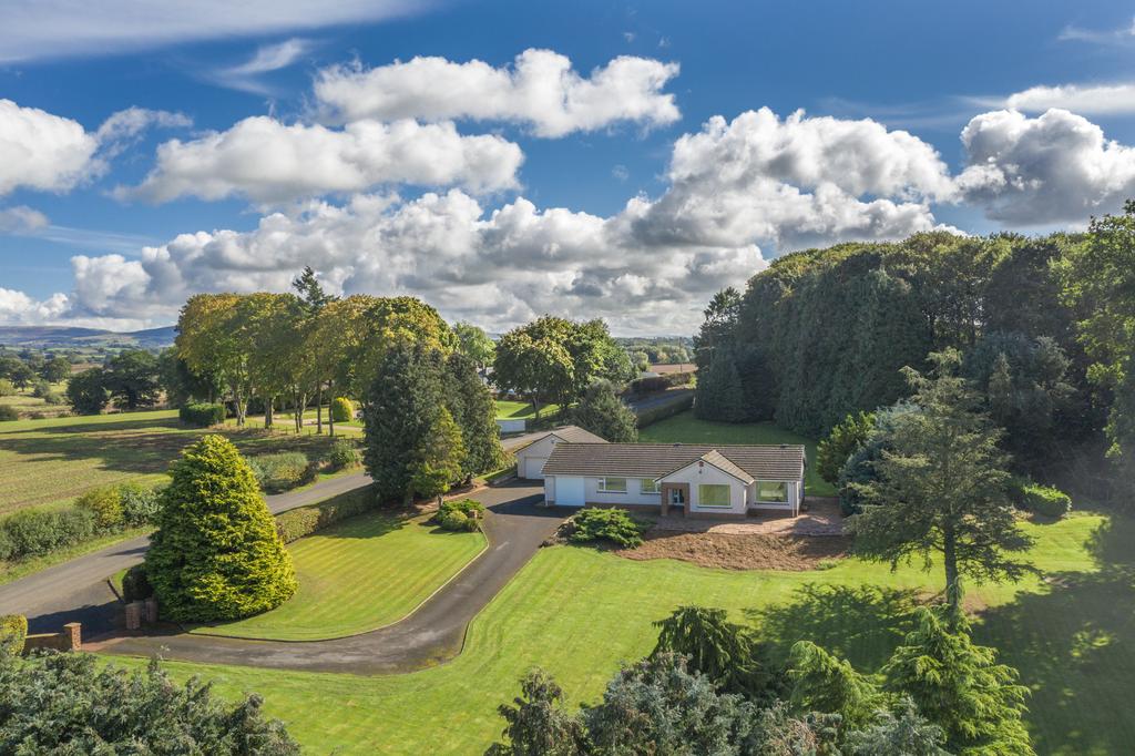 Holme View, Warwick Bridge, Carlisle, Cumbria CA4 3 bed detached