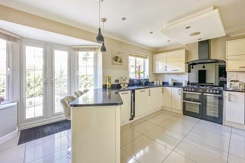 4 bedroom detached house for sale - Brow Wood Road, Birstall