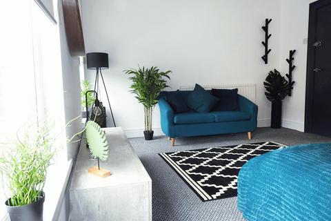 undefined, Kings Bench Street,  Hull, HU3