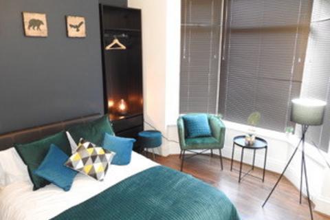 undefined, Kings Bench Street,  Hull, HU3