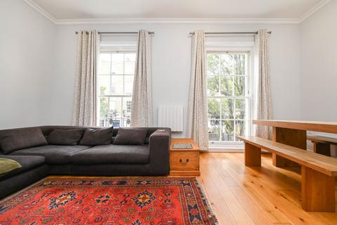 3 bedroom flat to rent - Great Percy Street, London, WC1X