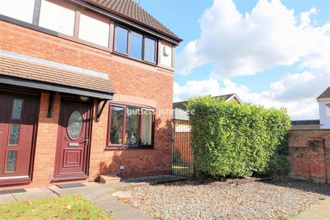 2 bedroom semi-detached house to rent, Blenheim Gardens, Winsford