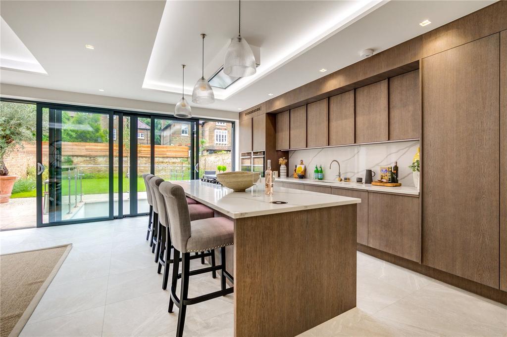 Kitchen/Dining