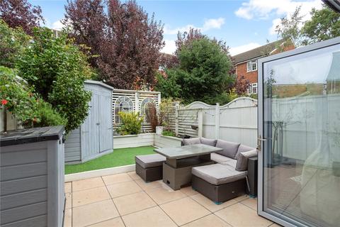 16 Beaumont Road, Windsor, SL4 1HY