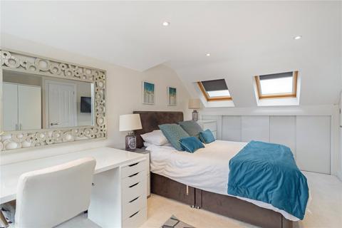 16 Beaumont Road, Windsor, SL4 1HY