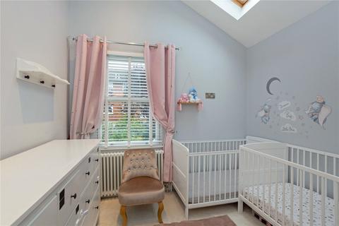 16 Beaumont Road, Windsor, SL4 1HY