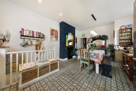 3 bedroom maisonette for sale - Welham Road, London, SW16