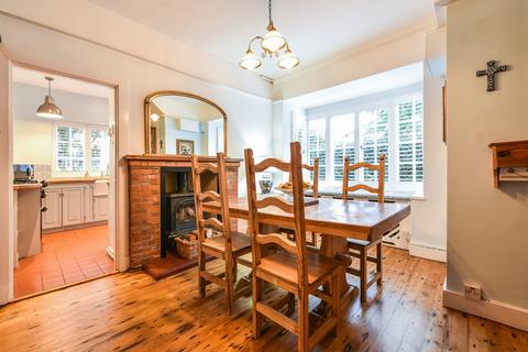 73 Brookvale Road, Southampton, SO17 1QS