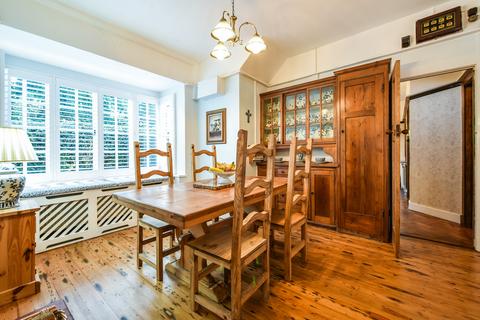 73 Brookvale Road, Southampton, SO17 1QS