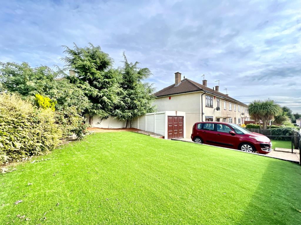 Montrose Road South, LE2 3 bed semidetached house for sale £225,000