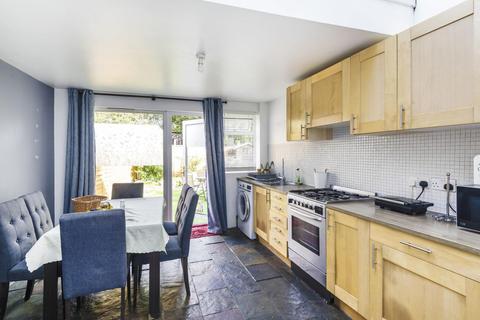 2 bedroom flat for sale - Stanthorpe Road, Streatham