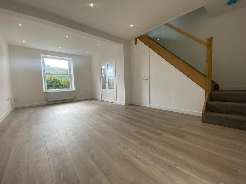 Penrhys Road, Ystrad, Pentre, Rhondda Cynon Taff. CF41 7SH 3 bed end of terrace house for sale