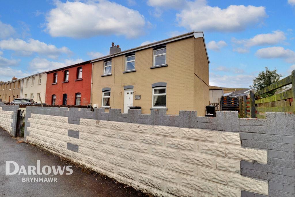 Vincent Avenue, Nantyglo 3 bed semidetached house £140,000
