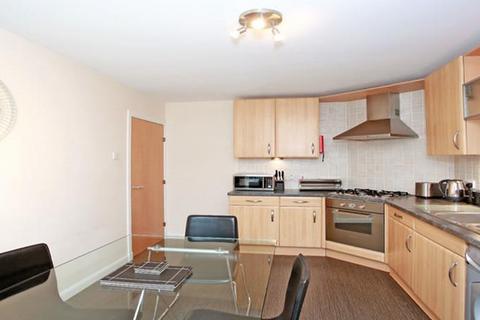 2 bedroom flat to rent, Shaw Crescent, First floor, AB25