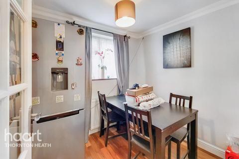 206 Parchmore Road, Thornton Heath, CR7 8HA