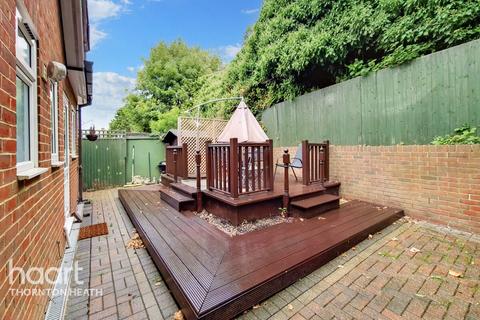 206 Parchmore Road, Thornton Heath, CR7 8HA