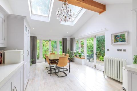 34 Fox Hill, London, SE19 2XE