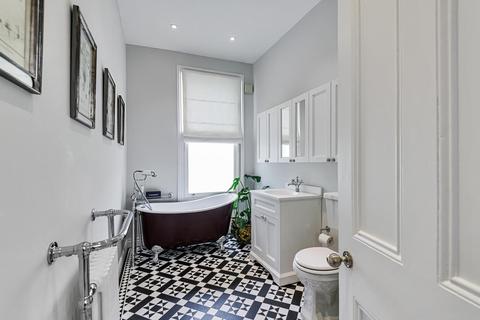 34 Fox Hill, London, SE19 2XE