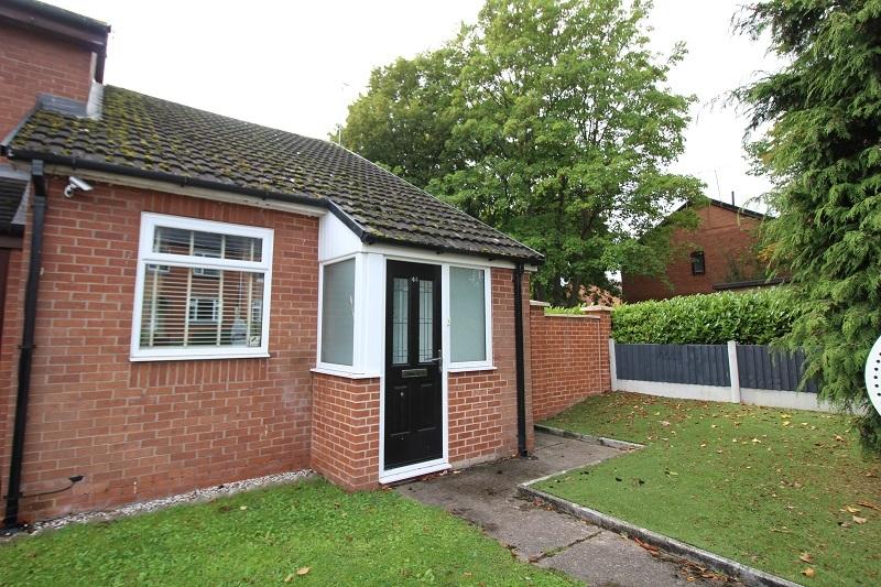 Queens Park Gardens, Crewe, CW2 1 bed semidetached house £595 pcm (£