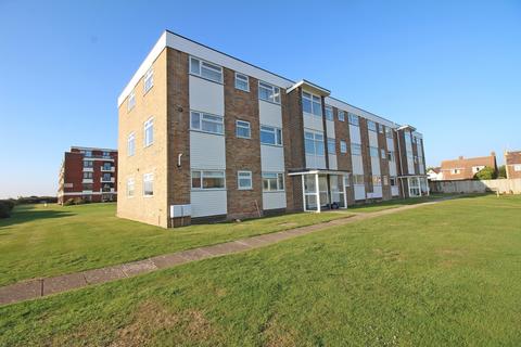 2 bedroom flat to rent - Osborne Court, Victoria Road, Milford on Sea, Lymington, Hampshire, SO41