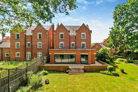 6 bedroom detached house for sale, Longbourn, Windsor, Berkshire