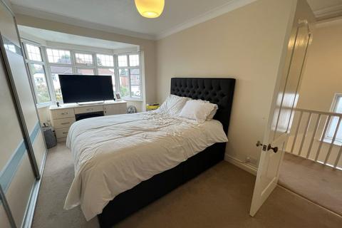 27 Bourton Road, Solihull, B92 8AY