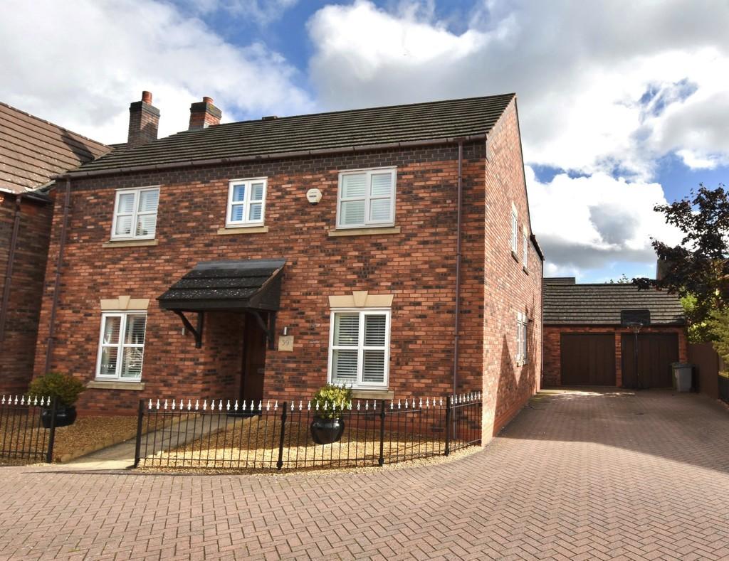 Whitchurch Lane, Dickens Heath 5 bed detached house for sale £750,000