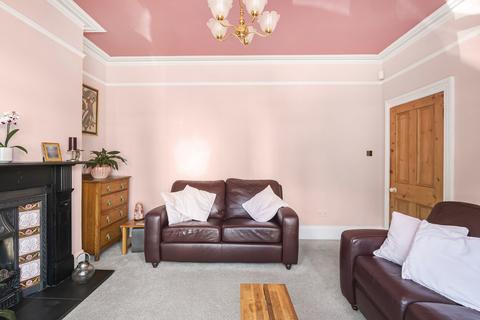 28 Heathfield Road, Croydon, CR0 1EU