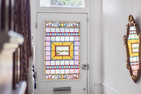 28 Heathfield Road, Croydon, CR0 1EU