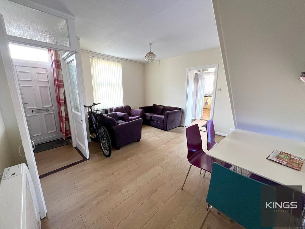 Boulton Road, Southsea 1 bed property £300 pcm (£69 pw)