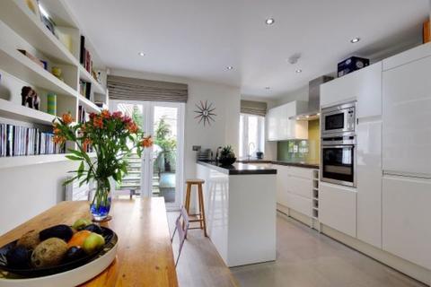 2 bedroom semi-detached house to rent - Muswell Hill Place, Muswell Hill