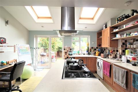 80 Beulah Grove, Croydon, CR0 2QW