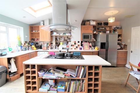 80 Beulah Grove, Croydon, CR0 2QW