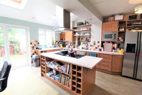 80 Beulah Grove, Croydon, CR0 2QW