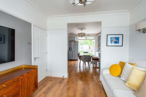 68 Oxhawth Crescent, Bromley, BR2 8BL