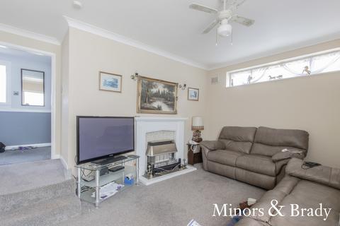 4 bedroom detached bungalow for sale - Second Avenue, Caister-on-sea