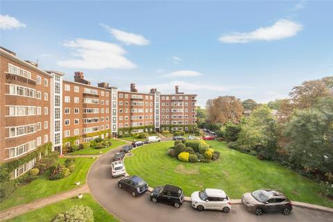 18, Queens Court Queens Road, Richmond, TW10 6LA