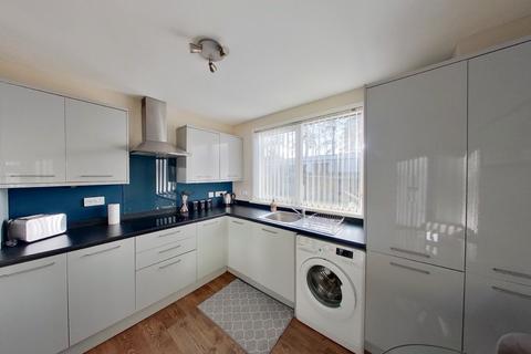 2 bedroom flat to rent, Johnston Gardens East, Peterculter, Aberdeen, AB14