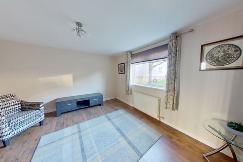 2 bedroom flat to rent, Johnston Gardens East, Peterculter, Aberdeen, AB14