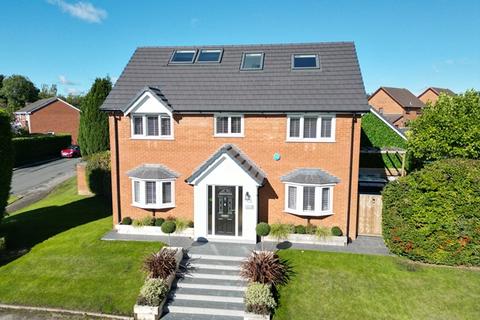 5 bedroom detached house for sale, Shearwater Drive, Westhoughton, Bolton, BL5 2SN