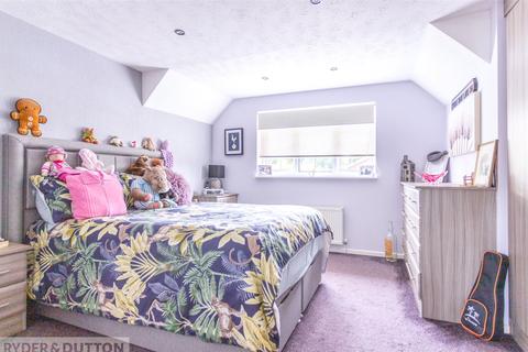 22 Badger Close, Rochdale, OL16 4QR