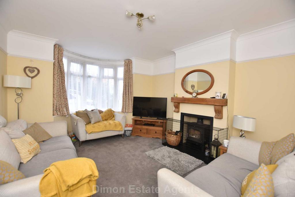 Grove Avenue, Gosport 4 bed semidetached house for sale £425,000