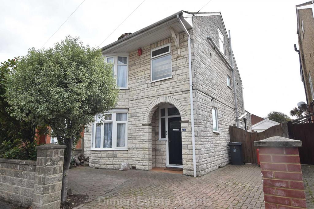 Grove Avenue, Gosport 4 bed semidetached house for sale £425,000