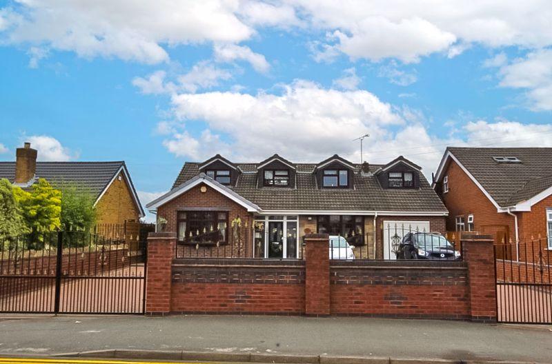 Bloxwich Road North, Short Heath, Willenhall 4 bed detached bungalow