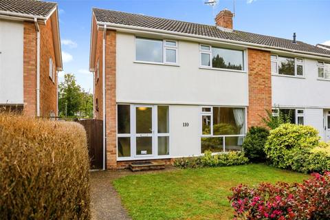 3 bedroom semi-detached house to rent, Highgate Road, Reading RG5