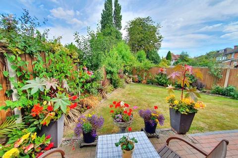 6 Chestnut Drive, Erdington, Birmingham, B24 0DN