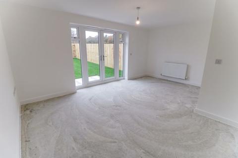 39 Cape Drive, Anlaby, Hull, HU10 7FP