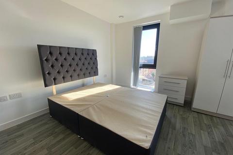 Studio to rent, Stockport Road, Ardwick, Machester, M13 0BR